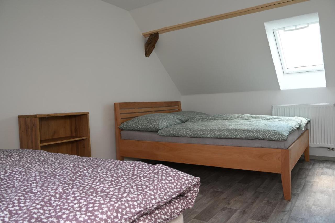Penzion Mezi Radky Jindřichův Hradec Exterior foto