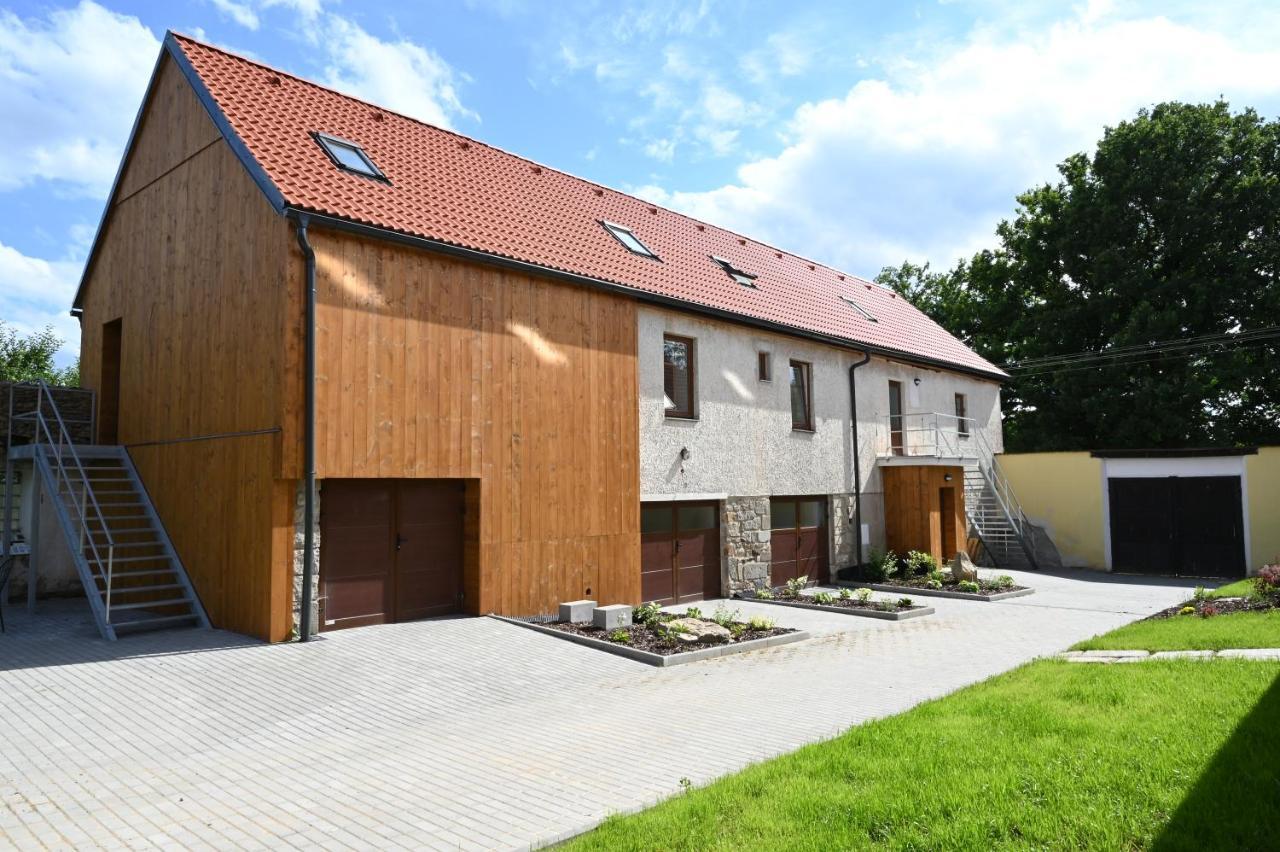 Penzion Mezi Radky Jindřichův Hradec Exterior foto