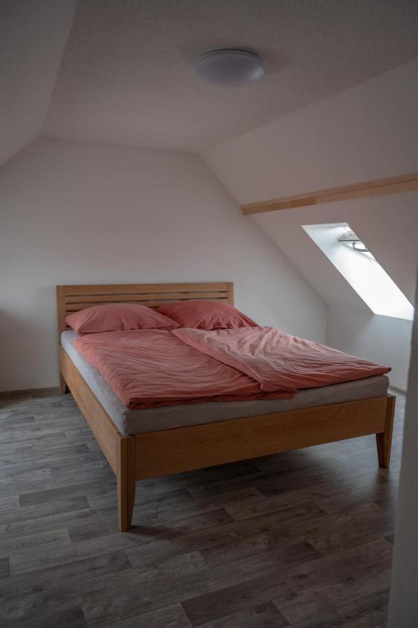 Penzion Mezi Radky Jindřichův Hradec Exterior foto